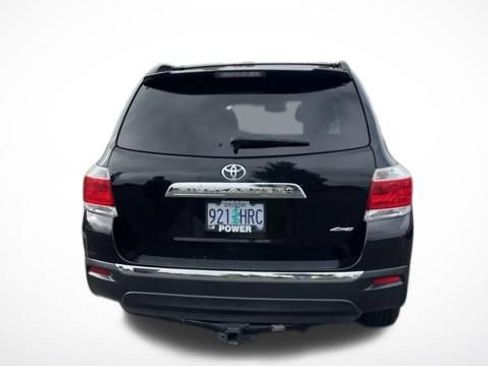 Used 2013 Toyota Highlander SE AWD/4WD image 3