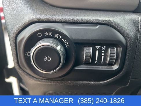 Used 2018 Jeep Wrangler Unlimited Sport S image 18