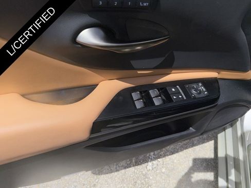 Certified 2025 Lexus ES 350 w/ Premium Package image 9