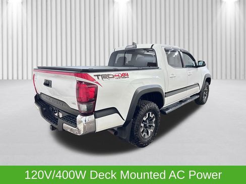Used 2019 Toyota Tacoma TRD Off-Road image 8