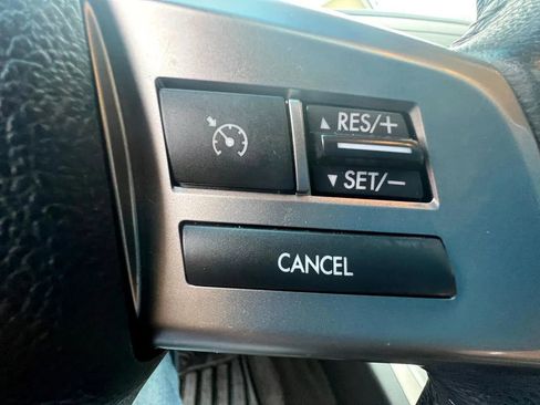 Used 2014 Subaru Outback 2.5i Limited w/ Moonroof Package image 27