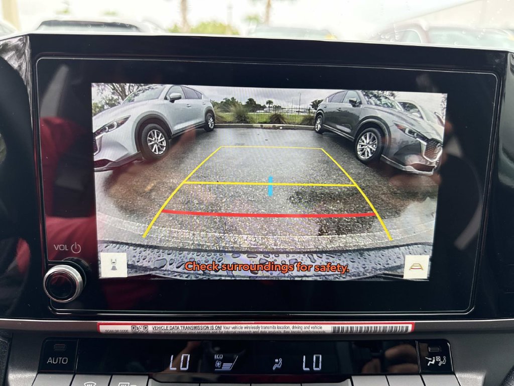Used 2026 Toyota Camry SE FWD image 28