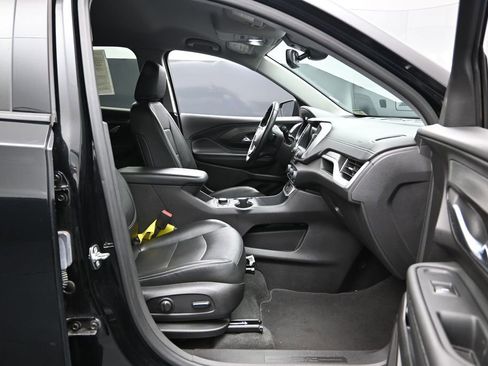 Used 2024 GMC Terrain SLT AWD/4WD image 25