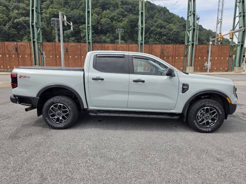 Used 2024 Ford Ranger XLT w/ FX4 Off-Road Package AWD/4WD image 9