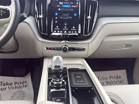 Used 2025 Volvo XC60 B5 Ultra w/ Protection Package Premier AWD/4WD image 22