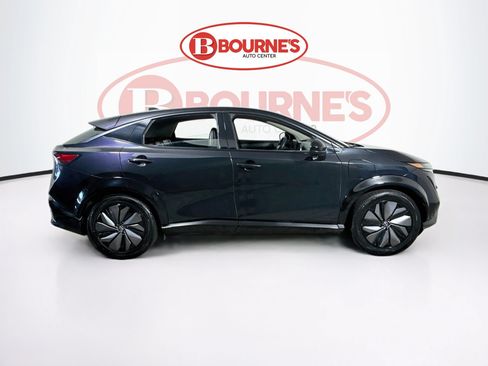 Used 2024 Nissan Ariya AWD image 12