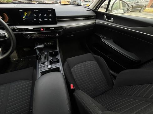 Used 2025 Kia K5 LXS image 35