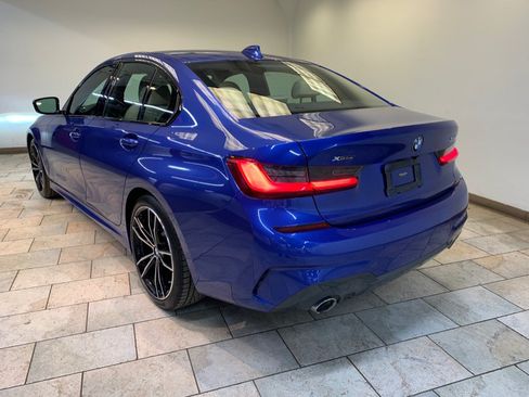 Used 2021 BMW 330i xDrive Sedan w/ M Sport Package AWD/4WD image 8