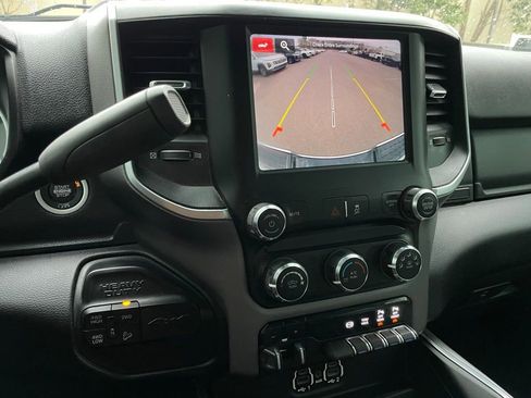 Used 2024 RAM 2500 Big Horn w/ Off Road Package image 17