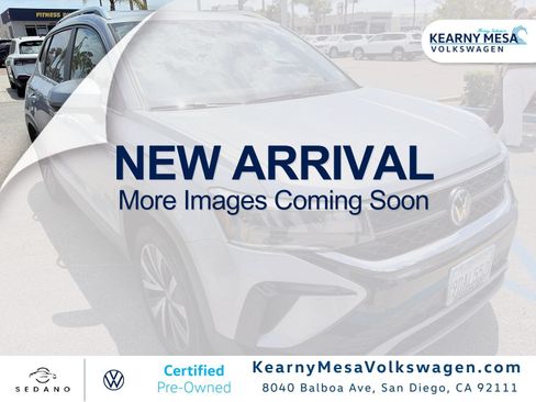 Used 2023 Volkswagen Taos SE FWD image 1