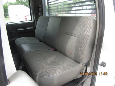 Used 2004 Ford F550 2WD Crew Cab Super Duty image 14