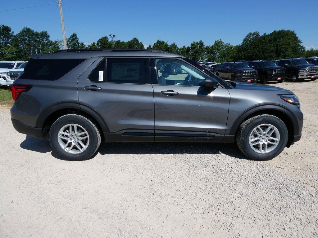 New 2026 Ford Explorer Active AWD/4WD image 4