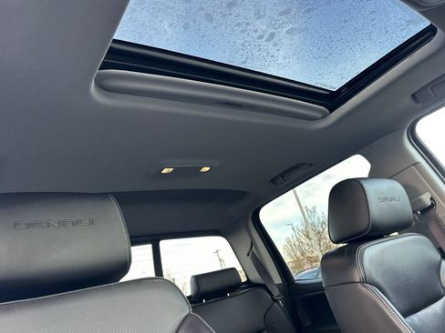 Used 2016 GMC Sierra 2500 Denali w/ Duramax Plus Package image 16