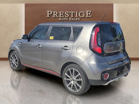 Used 2018 Kia Soul ! image 32