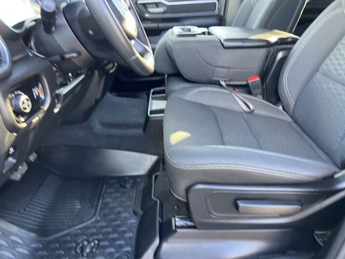 Used 2025 RAM 1500 Big Horn image 21