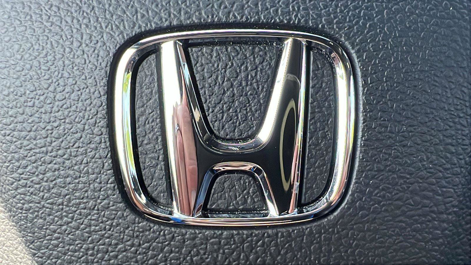 Used 2025 Honda Ridgeline Black Edition image 35