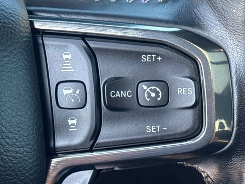 Used 2020 RAM 1500 Limited w/ Black Appearance Package AWD/4WD image 48