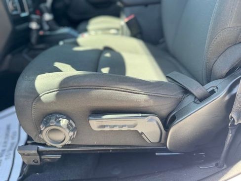 Used 2023 Jeep Wrangler Sport image 9