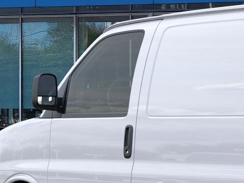 New 2026 Chevrolet Express 2500 w/ Driver Convenience Package RWD image 12