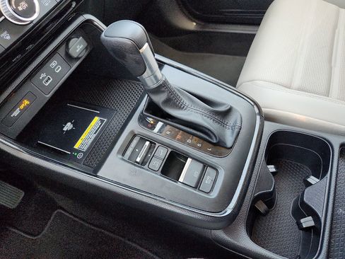 Used 2025 Honda CR-V EX-L image 25