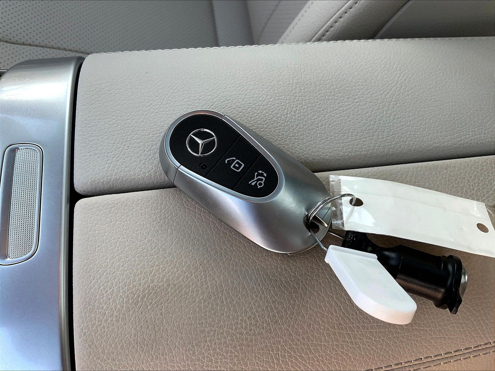 Certified 2024 Mercedes-Benz CLE 300 4MATIC Coupe image 35