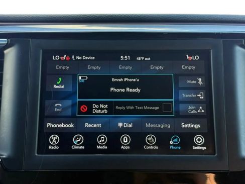 Used 2020 Chrysler Pacifica Touring-L FWD image 33