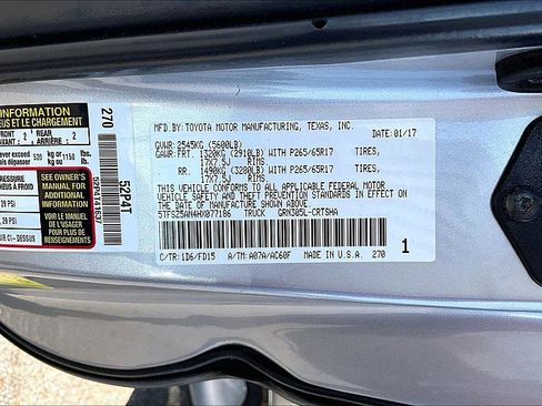 Used 2017 Toyota Tacoma TRD Sport w/ Tow Package (A/T) image 19