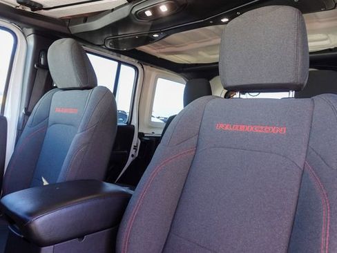 Used 2024 Jeep Wrangler Unlimited Rubicon image 23