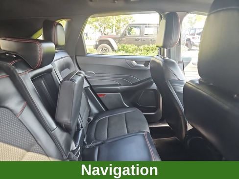 Used 2023 Ford Escape ST-Line w/ Tech Pack #1 AWD/4WD image 9