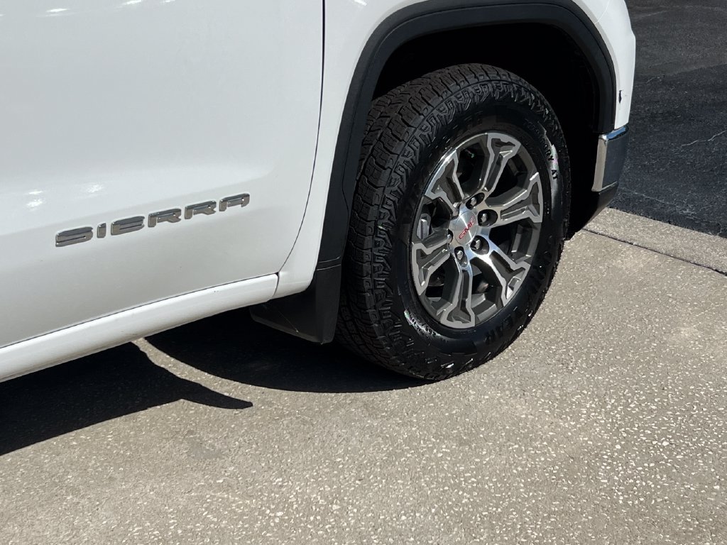 Used 2025 GMC Sierra 1500 SLT RWD image 28