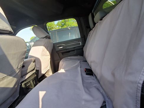 Used 2022 RAM 2500 Big Horn AWD/4WD image 5