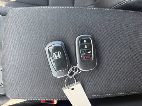 Used 2025 Honda Civic Sport image 27