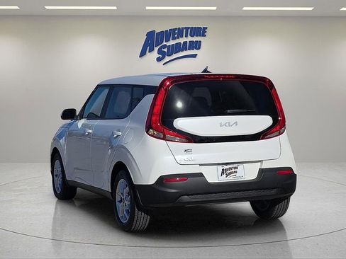 Used 2022 Kia Soul LX w/ Technology Package image 5