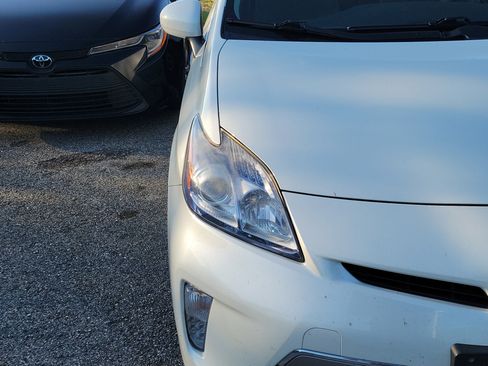 Used 2013 Toyota Prius Prime Base image 6