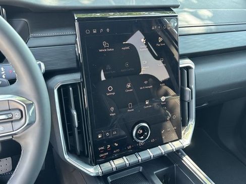 New 2026 GMC Acadia Elevation image 13