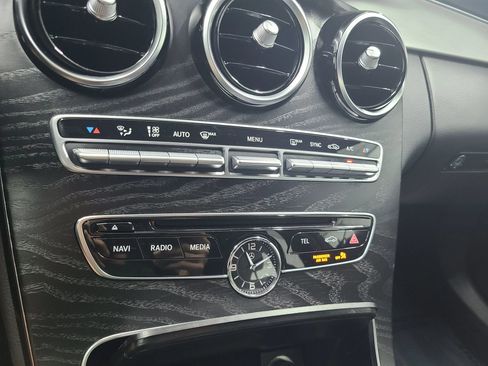 Used 2018 Mercedes-Benz C 300 4MATIC Sedan image 34
