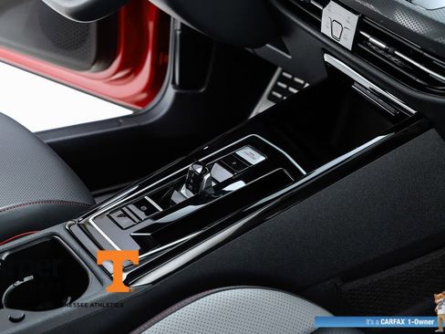 Used 2024 Volkswagen GTI Autobahn image 33