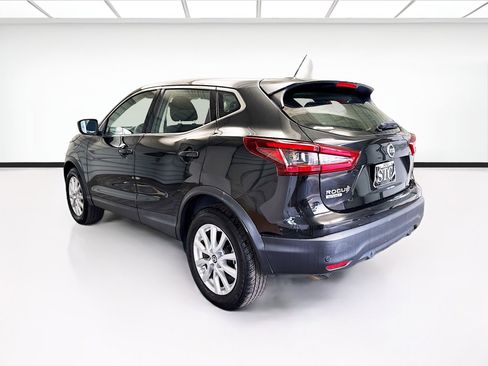 Used 2021 Nissan Rogue Sport S image 6