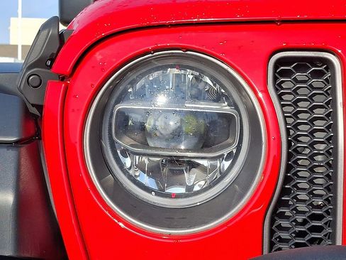 Used 2021 Jeep Wrangler Unlimited Rubicon w/ Dual Top Group image 9