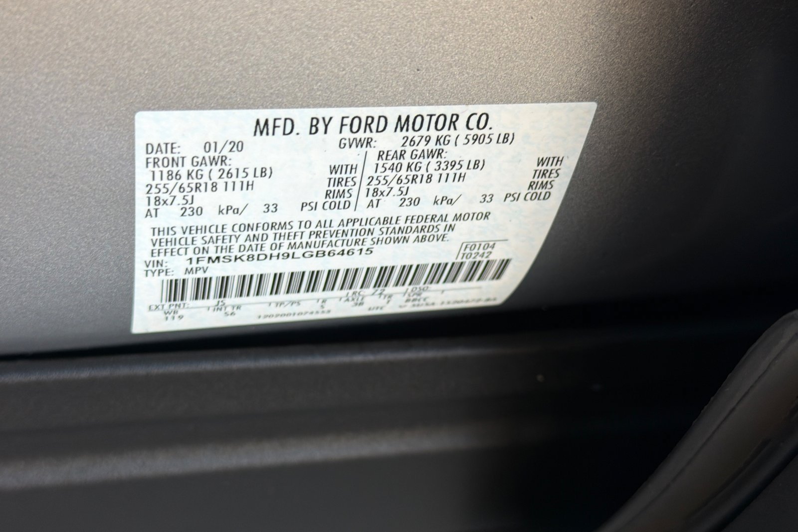 Used 2020 Ford Explorer XLT w/ Equipment Group 202A AWD/4WD image 34