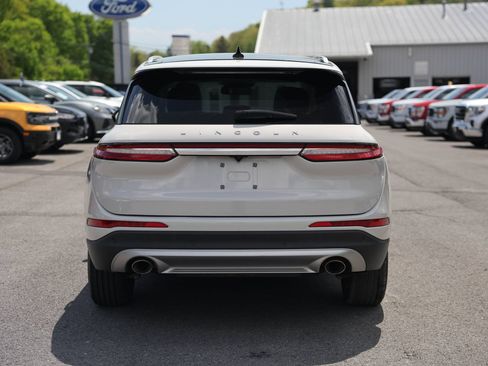 Used 2022 Lincoln Corsair AWD w/ Premium Package image 6