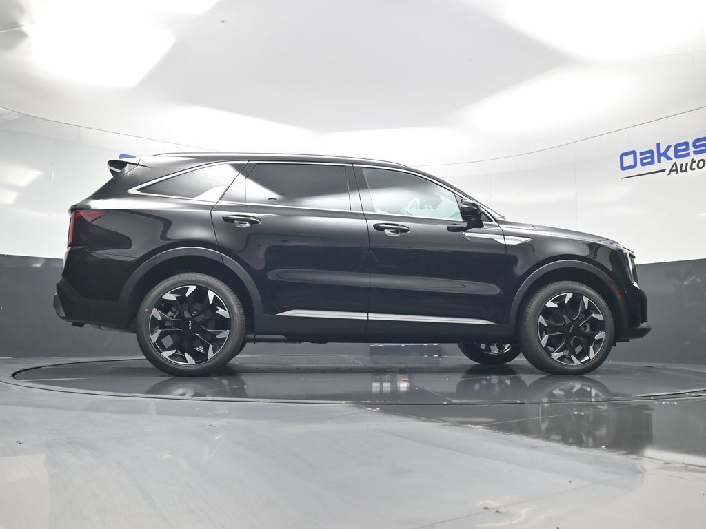 Certified 2026 Kia Sorento EX AWD/4WD image 46