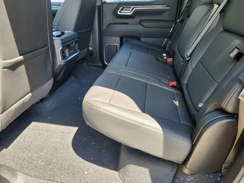 New 2026 Chevrolet Silverado 1500 LTZ w/ Z71 Off-Road Package AWD/4WD image 20