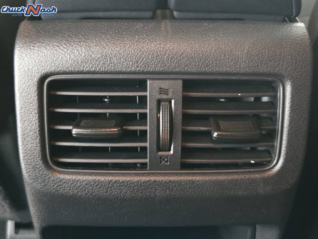 Used 2024 Nissan Rogue S FWD image 26