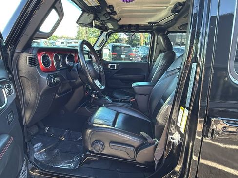 Used 2019 Jeep Wrangler Unlimited Rubicon AWD/4WD image 10