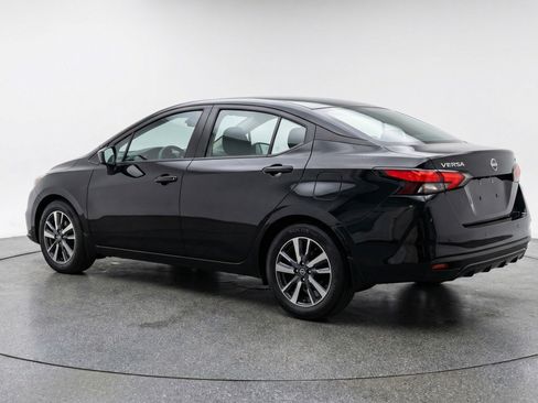 Used 2025 Nissan Versa SV FWD image 6