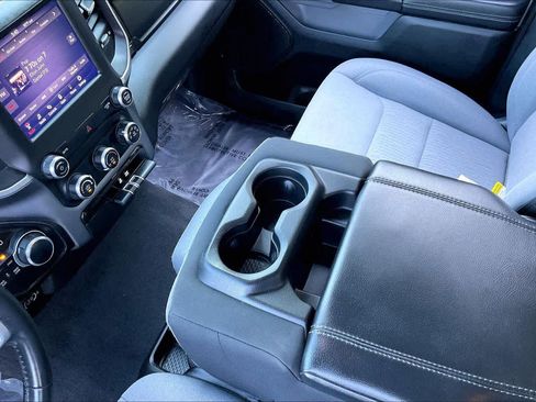 Used 2019 RAM 1500 Big Horn AWD/4WD image 15