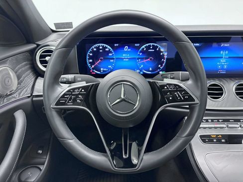 Certified 2021 Mercedes-Benz E 350 4MATIC Sedan image 21