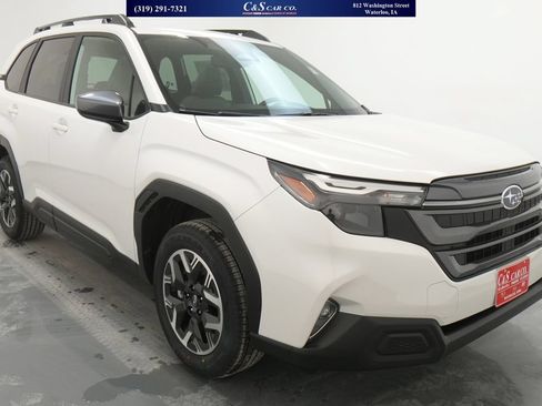 Used 2026 Subaru Forester Premium AWD/4WD image 1