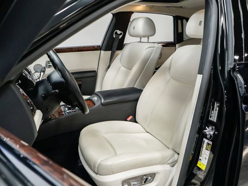 Used 2015 Rolls-Royce Ghost image 7